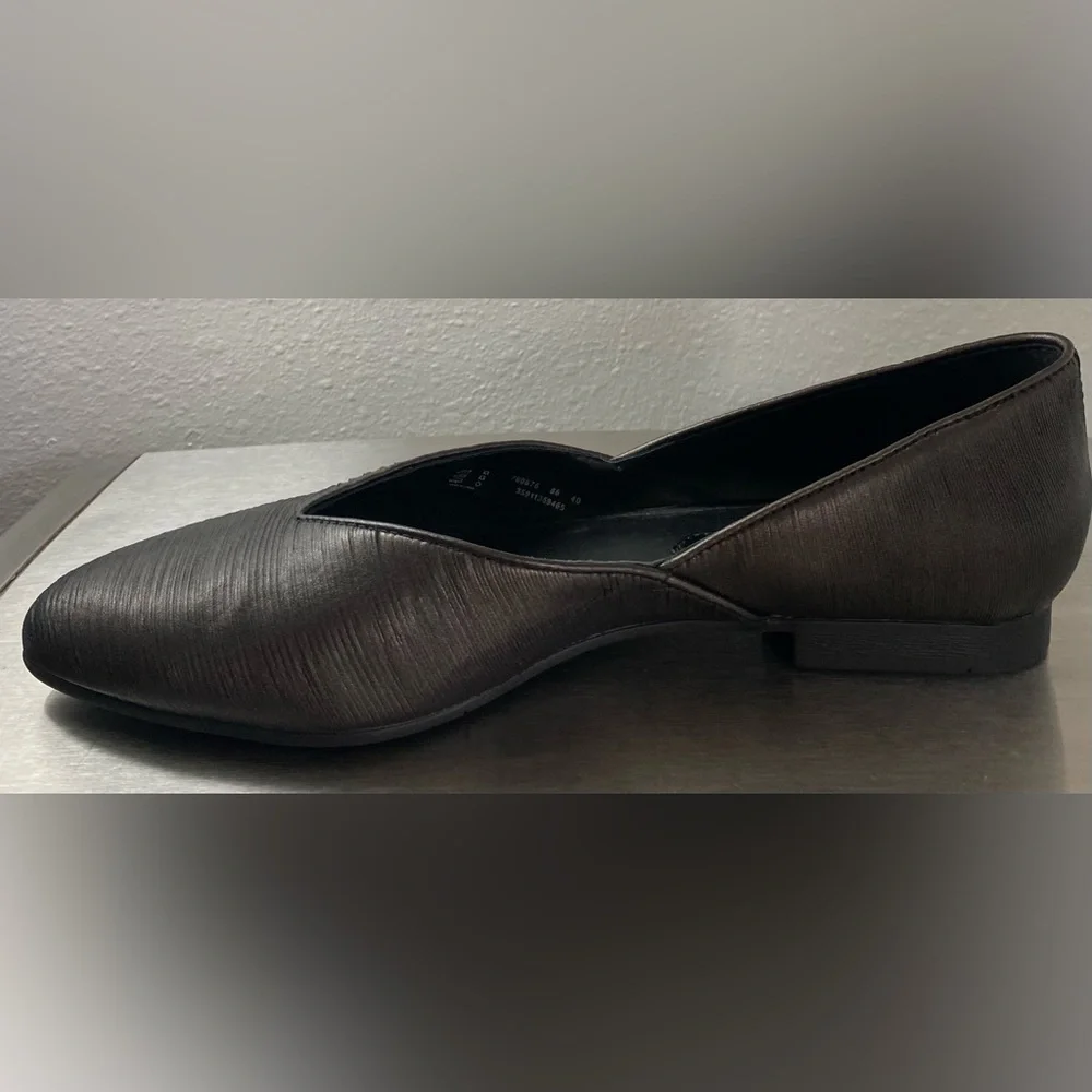 ECCO ..Elegant Black Women's Flats - Picture 13 of 16